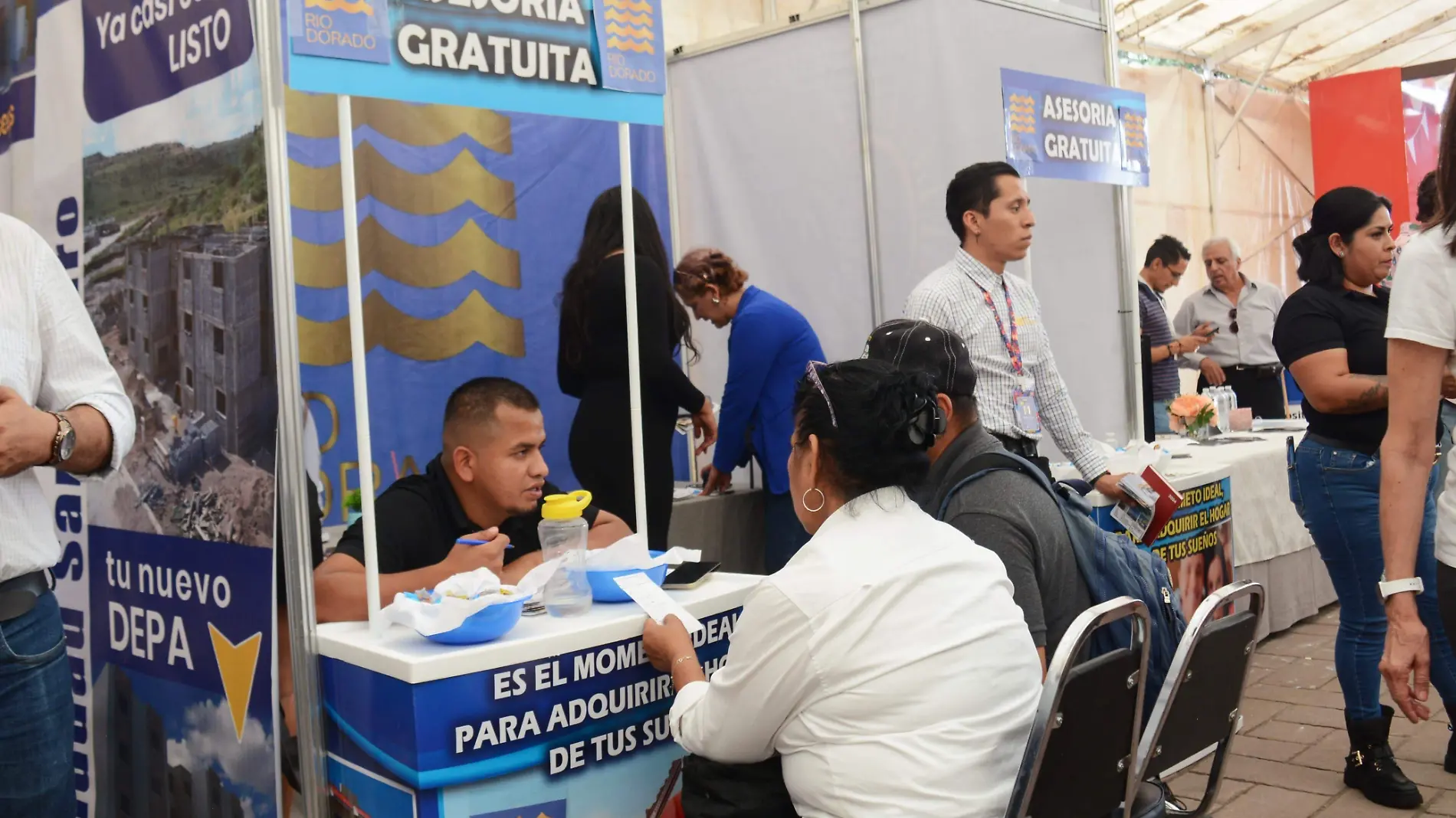 Infonavit espera a más de 400 personas en la Mega Feria de Servicios